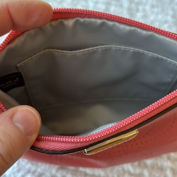 Coach F47330‎ Perforated pink Leather Wristlet wallet purse clutch - Picture 7 of 14